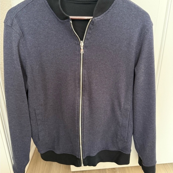 Banana Republic Reversible Zip Up L Black/Navy and Black - Picture 2 of 3